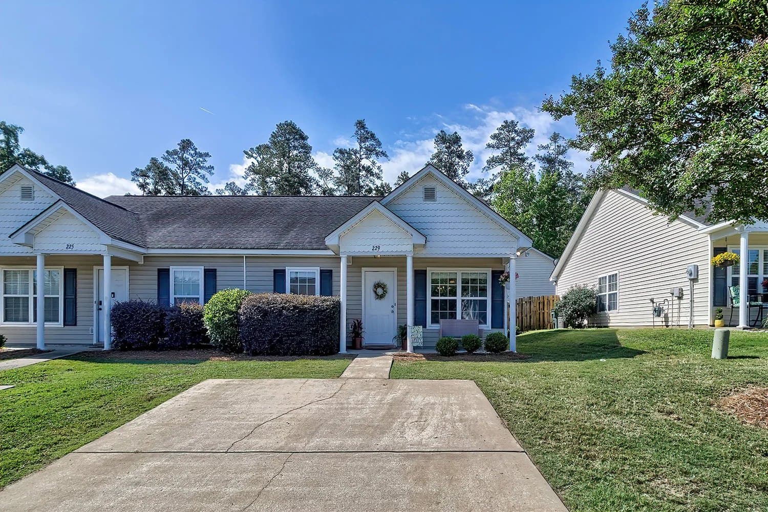 229 Saluda Woods Place, West Columbia, SC